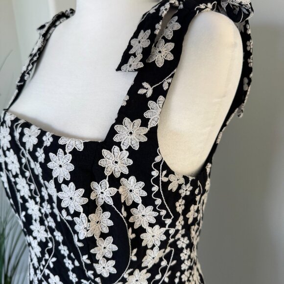 Sezane Dorotha Dress Ecru Embroidery/ Black - Size 14 - Picture 4 of 6